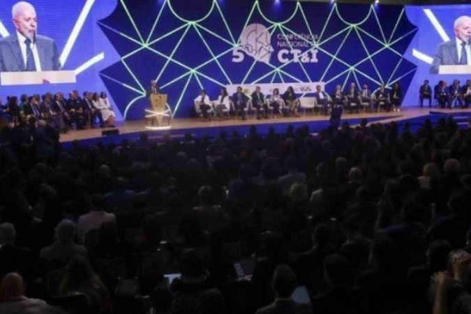 O evento, que contou com a presença do presidente Luiz Inácio Lula da Silva, buscou viabilizar o debate das políticas públicas do setor -  (crédito: Luiz Nova/Ascom/MCTI)