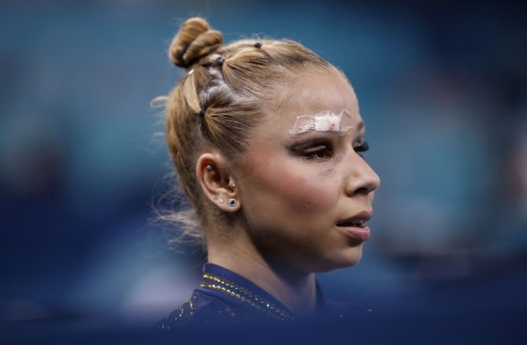 Jogos Olímpicos: Flavia Saraiva exibe olho roxo após queda antes do bronze