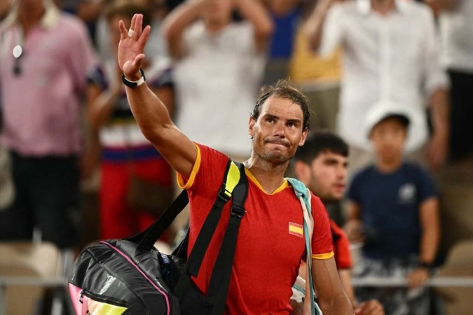 A dupla espanhola acabou derrotada por dois sets a zero, com parciais de 6-2 e 6-4.
       -  (crédito:  AFP)