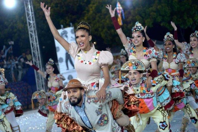 Si Bobiá a Gente Pimba, de Samambaia, consagrou-se campeã do Distrito Federal pela Fequaju-DFE
- (crédito: Ed Alves/CB/DA.Press) Si Bobiá a Gente Pimba, de Samambaia, consagrou-se campeã do Distrito Federal pela Fequaju-DFE
- (crédito: Ed Alves/CB/DA.Press)