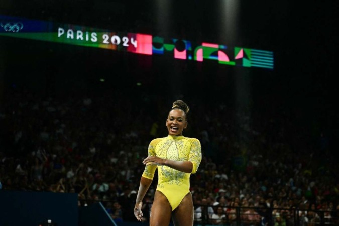 Rebeca Andrade em Paris 2024       -  (crédito: Loic VENANCE / AFP)