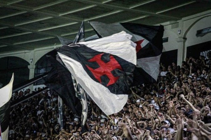 Torcida do Vasco promete esgotar ingressos para jogo da volta da Copa do Brasil -  (crédito: Foto: Matheus Lima/Vasco)