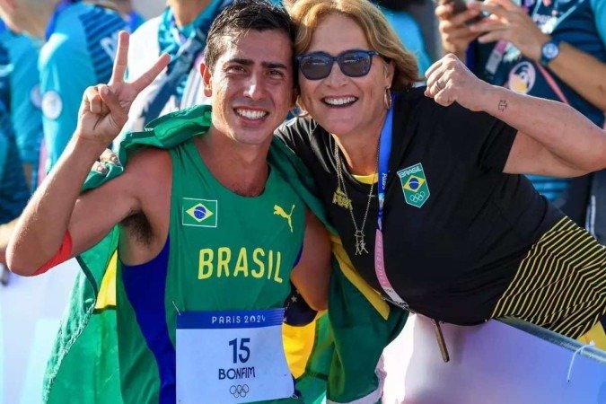 Gianetti também acompanhou todos os passos do filho, Caio, na conquista da prata dos Jogos Olímpicos de Paris-2024 - (crédito: Wagner Carmo/CBAt) Gianetti também acompanhou todos os passos do filho, Caio, na conquista da prata dos Jogos Olímpicos de Paris-2024 - (crédito: Wagner Carmo/CBAt)