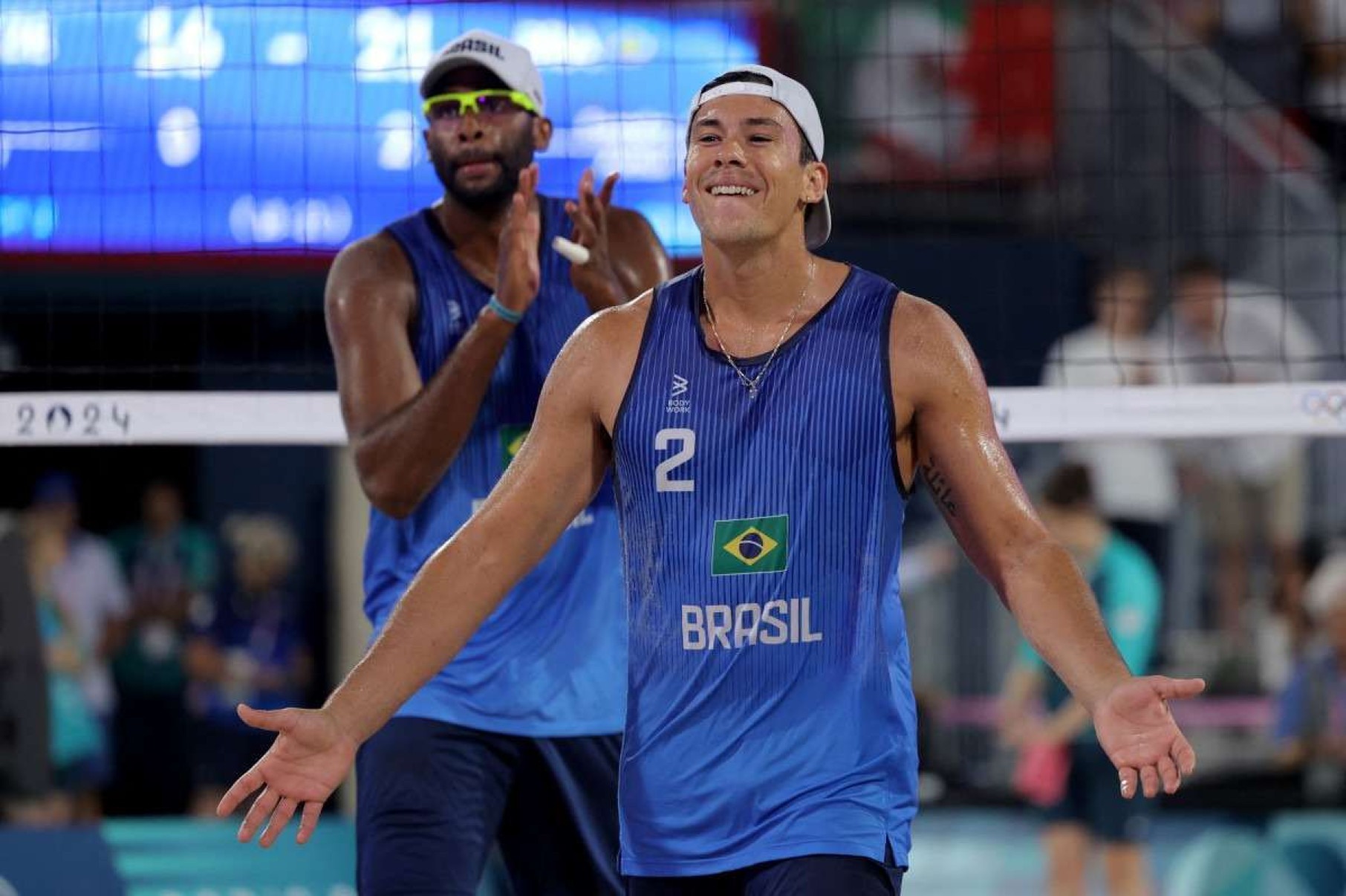 Paris-2024: Evandro/Arthur vencem duelo de invictos no vôlei de praia