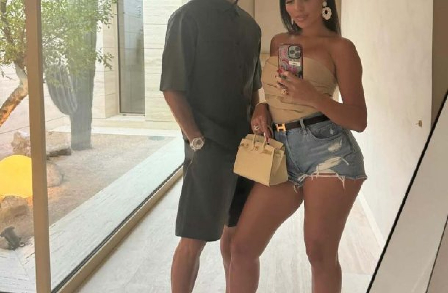 Cristiano Ronaldo e Georgina Rodríguez fazem ‘passeio ostentação’