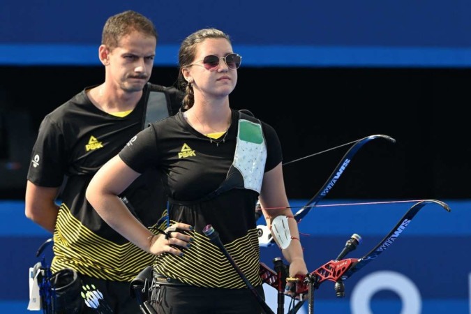 Eliminados na disputa por equipes, os dois brasileiros seguem nas disputas individuais na Olimpíadas de Paris -  (crédito: Punit PARANJPE / AFP)