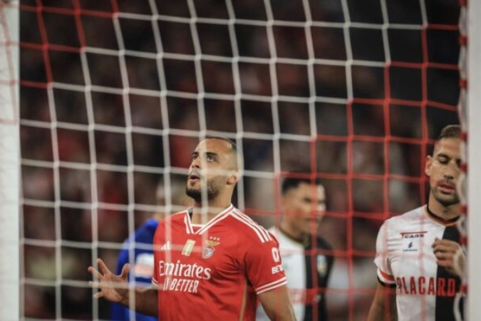 Arthur Cabral pode trocar o Benfica pelo Brentford -  (crédito: Foto: Patrícia de Melo Moreira/AFP via Getty Images)