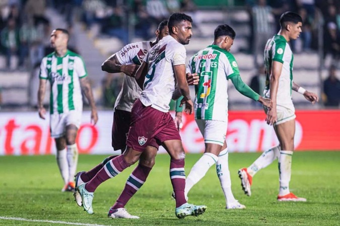 Thiago Santos em ação com a camisa do Fluminense  -  (crédito:  William Anacleto)