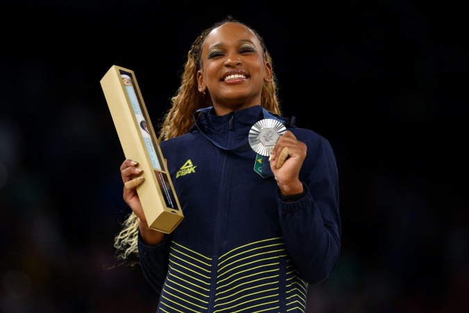 Os recordes de medalhas de brasileiros em Olimpíadas que Rebeca Andrade igualou com prata no salto -  (crédito: BBC Geral)