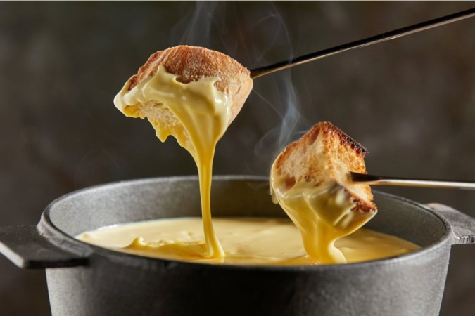 Fondue vegano  de castanha-de-caju (Imagem: stockcreations
| Shutterstock) -  (crédito: EdiCase)