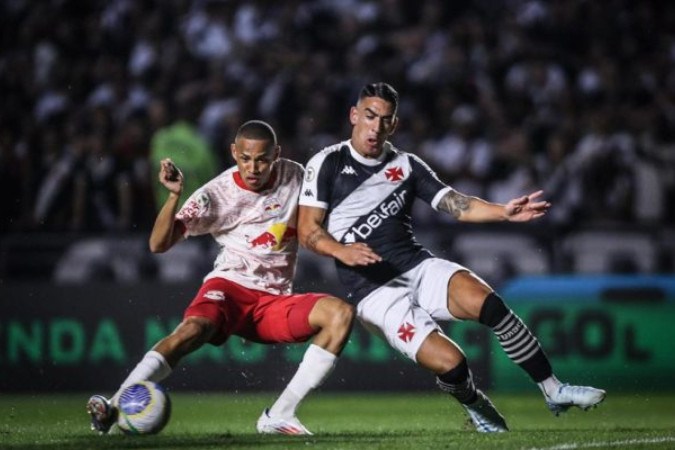 Vasco e Bragantino empatam em 2 a 2, pela 21ª rodada do Brasileirão -  (crédito: Foto: Ari Ferreira/Red Bull Bragantino)