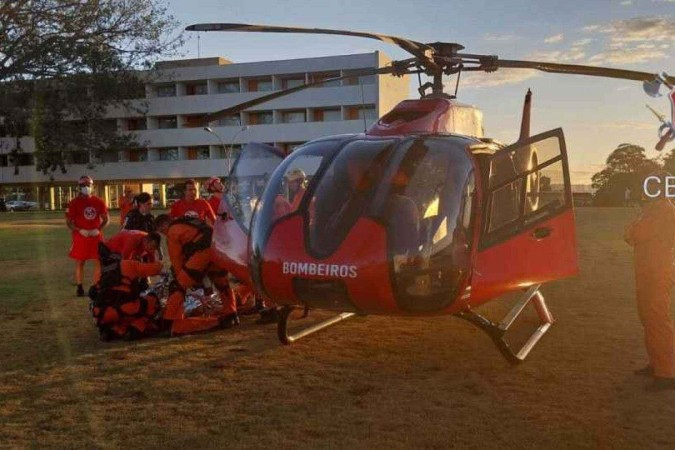 Homem se afoga e é reanimado pelos bombeiros no Hotel Royal Tulip -  (crédito: CBMDF)