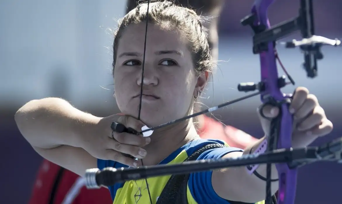 Tiro com arco: Ana Luiza Caetano se despede nas oitavas de final -  (crédito: EBC)