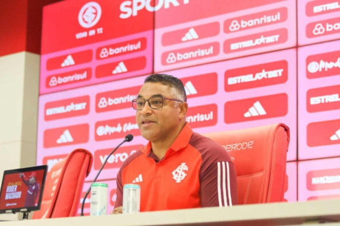 Roger Machado durante entrevista coletiva  -  (crédito: Foto Ricardo Duarte/Internacional)