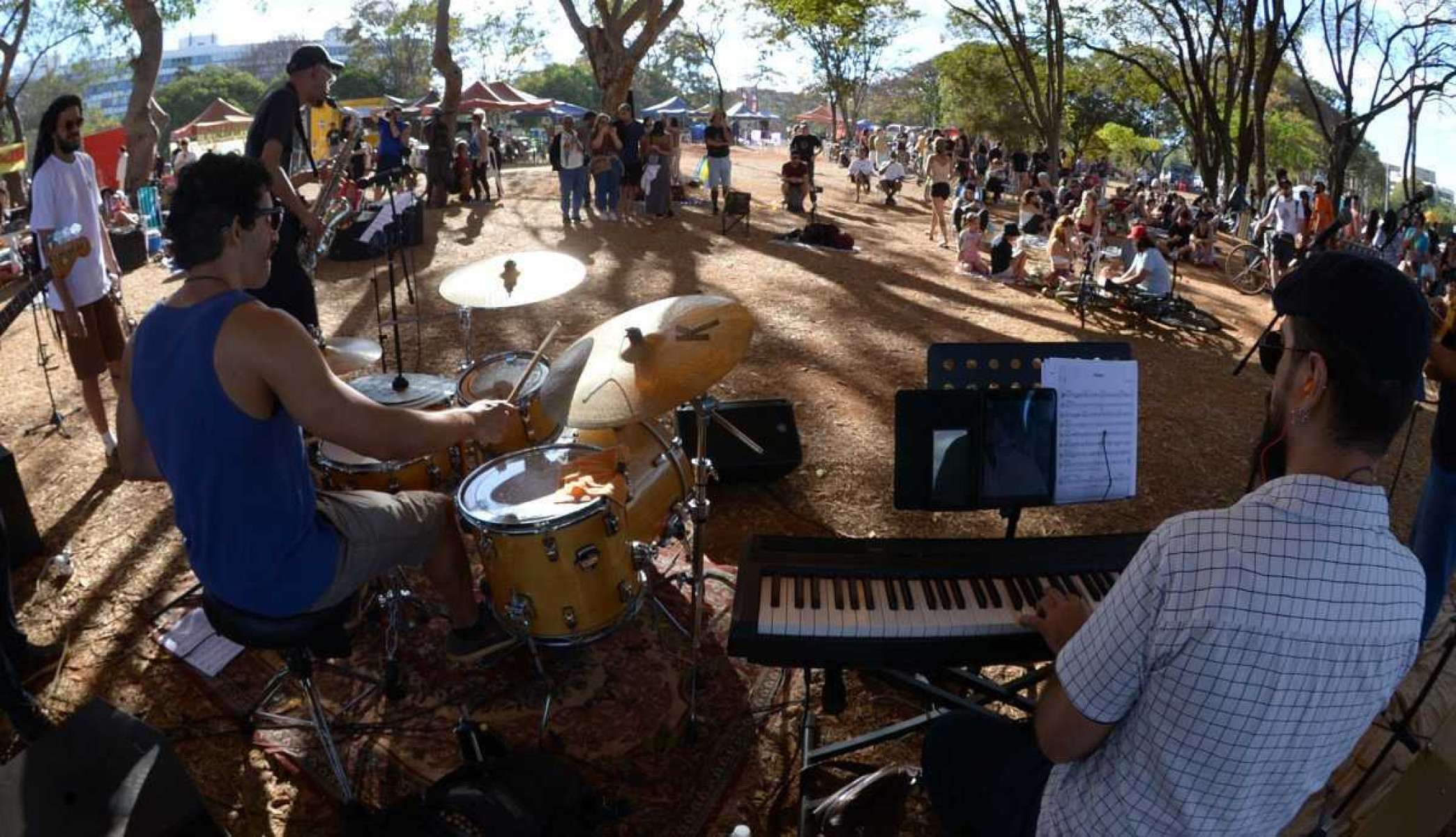 Coletivo Super Jazz conduzem a música para os brasilienses