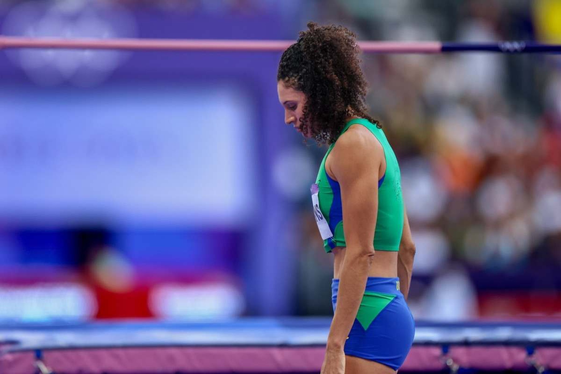 Valdileia sente o tornozelo na final do salto em altura, neste domingo (4/08) e fica sem medalha