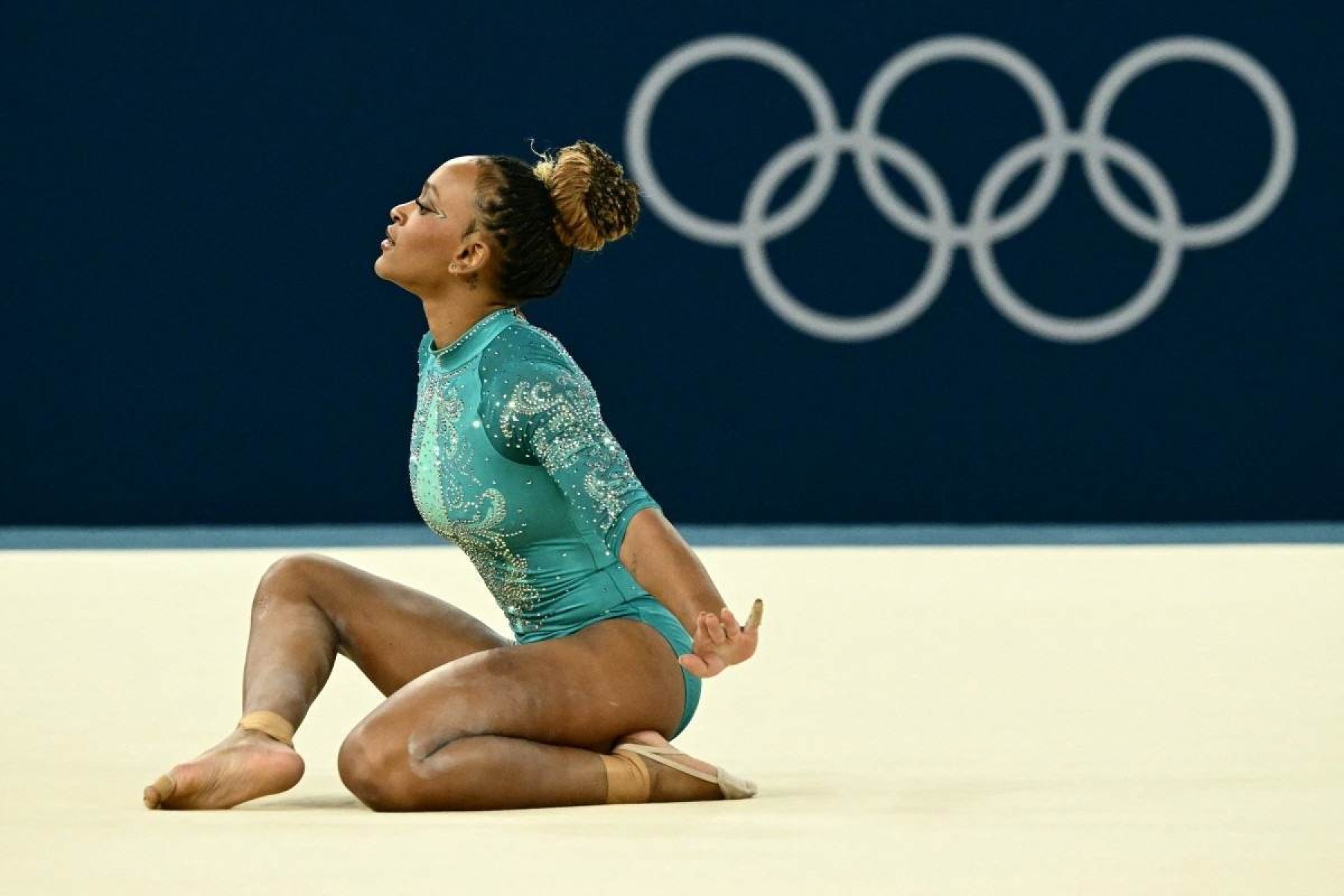 Rebeca Andrade na final do solo nas Olimpíadas de Paris 2024            