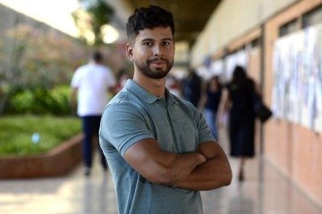 O profissional une as áreas de programação e ciência para ajudar no avanço de pesquisas da UC em San Diego
 -  (crédito:  Marcelo Ferreira/CB/D.A Press)