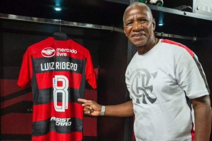 Adílio, ídolo do Flamengo -  (crédito: Foto: Paula Reis/Flamengo)