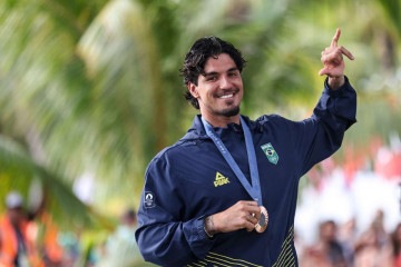 O surfista Gabriel Medina será o responsável por dar a bandeirada na linha de chegada do GP de São Paulo -  (crédito: Willian Lucas/COB)