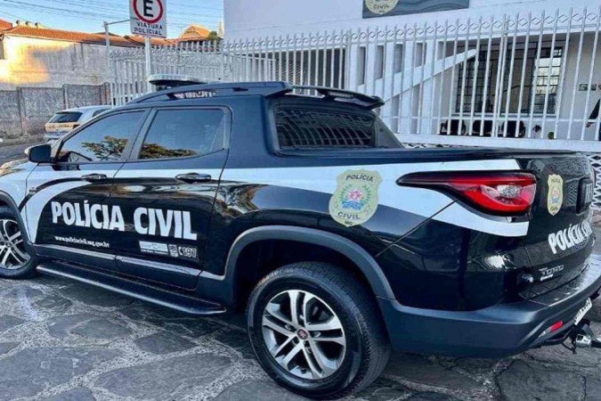 Policiais prenderam idoso em flagrante, dentro de casa -  (crédito: PCMG)