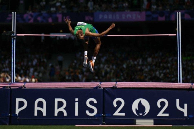 Fernando Ferreira no salto em altura      