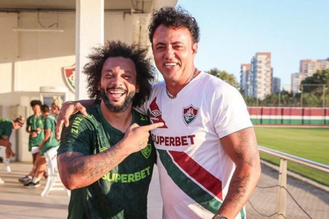 Adriano Magrão reencontra Marcelo em visita ao CT do Fluminense -  (crédito:  - Foto: Mailson Santana/FFC)