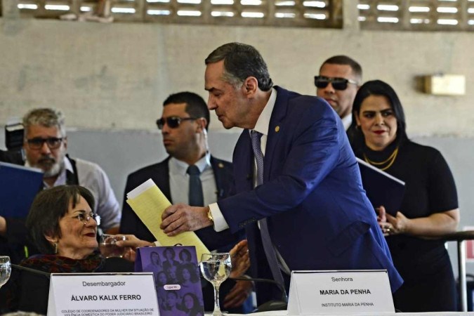 Luís Roberto Barroso, durante a XVIII Jornada Lei Maria da Penha, na Escola Classe JK Sol Nascente -  (crédito: Marcelo Ferreira/CB/D.A Press)