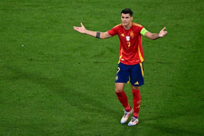  Spain's forward #07 Alvaro Morata reacts during the UEFA Euro 2024 semi-final football match between Spain and France at the Munich Football Arena in Munich on July 9, 2024. (Photo by Tobias SCHWARZ / AFP)
     -  (crédito:  AFP via Getty Images)