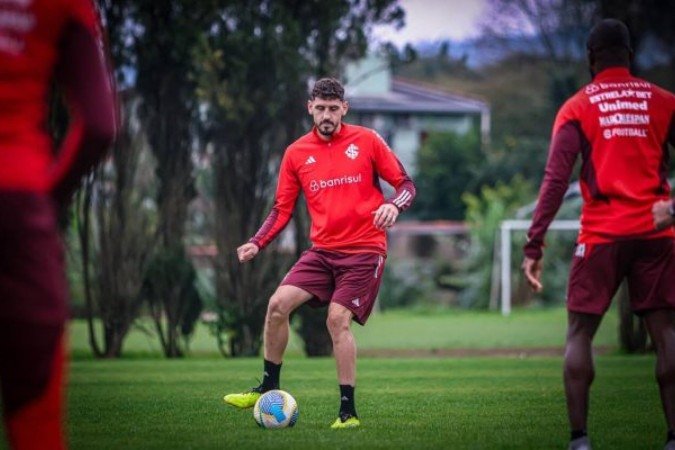 Agustín Rogel participou do primeiro treino com o Inter - (crédito: Foto: Ricardo Duarte / Internacional) Agustín Rogel participou do primeiro treino com o Inter - (crédito: Foto: Ricardo Duarte / Internacional)