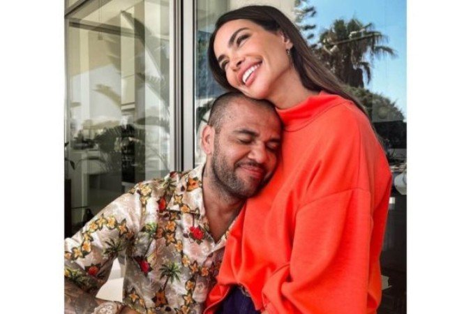 Registro de Joana com Dani Alves foi a primeira publicação do casal após a prisão do brasileiro - (crédito: Foto: Reprodução / Instagram) Registro de Joana com Dani Alves foi a primeira publicação do casal após a prisão do brasileiro - (crédito: Foto: Reprodução / Instagram)