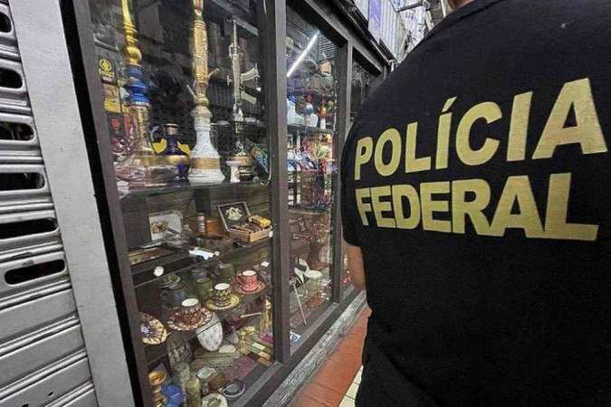 Criminosos de organização estrangeira usavam tabacarias para lavar dinheiro - (crédito: PF) Criminosos de organização estrangeira usavam tabacarias para lavar dinheiro - (crédito: PF)