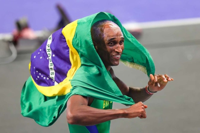 Piu voou na pista do Stade de France, com o tempo de 47s26, e colocará no peito a medalha de bronze dos 400m com barreiras -  (crédito: Abelardo Mendes Jr./Esp. CB/ D.A Press)