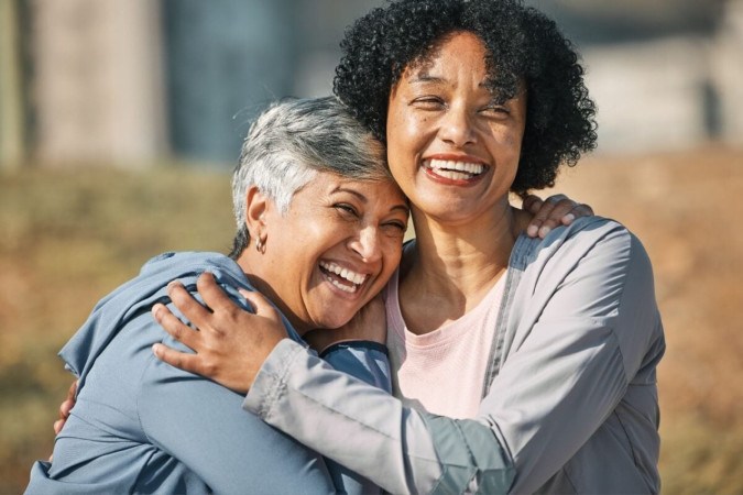 A maturidade em uma amizade permite crescer em conjunto (Imagem: PeopleImages.com - Yuri A | Shutterstock) -  (crédito: Edicase)