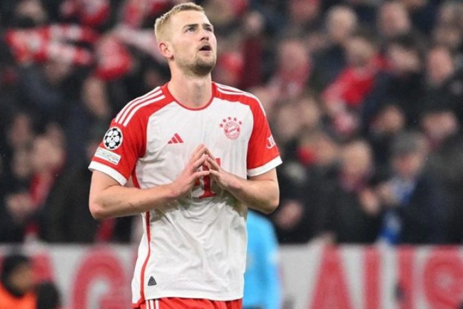 De Ligt ainda não conseguiu repetir no Bayern de Munique o mesmo destaque que teve no Ajax -  (crédito: Foto: Kirill  Krudryavtsev/AFP via Getty Images)