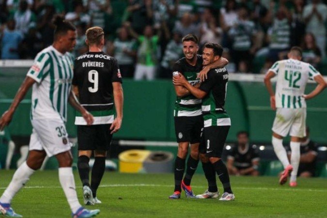 Pedro Gonçalves em disputa de bola com o goleiro adversário - (crédito: Foto: Carlos Costa/AFP via Getty Images) Pedro Gonçalves em disputa de bola com o goleiro adversário - (crédito: Foto: Carlos Costa/AFP via Getty Images)