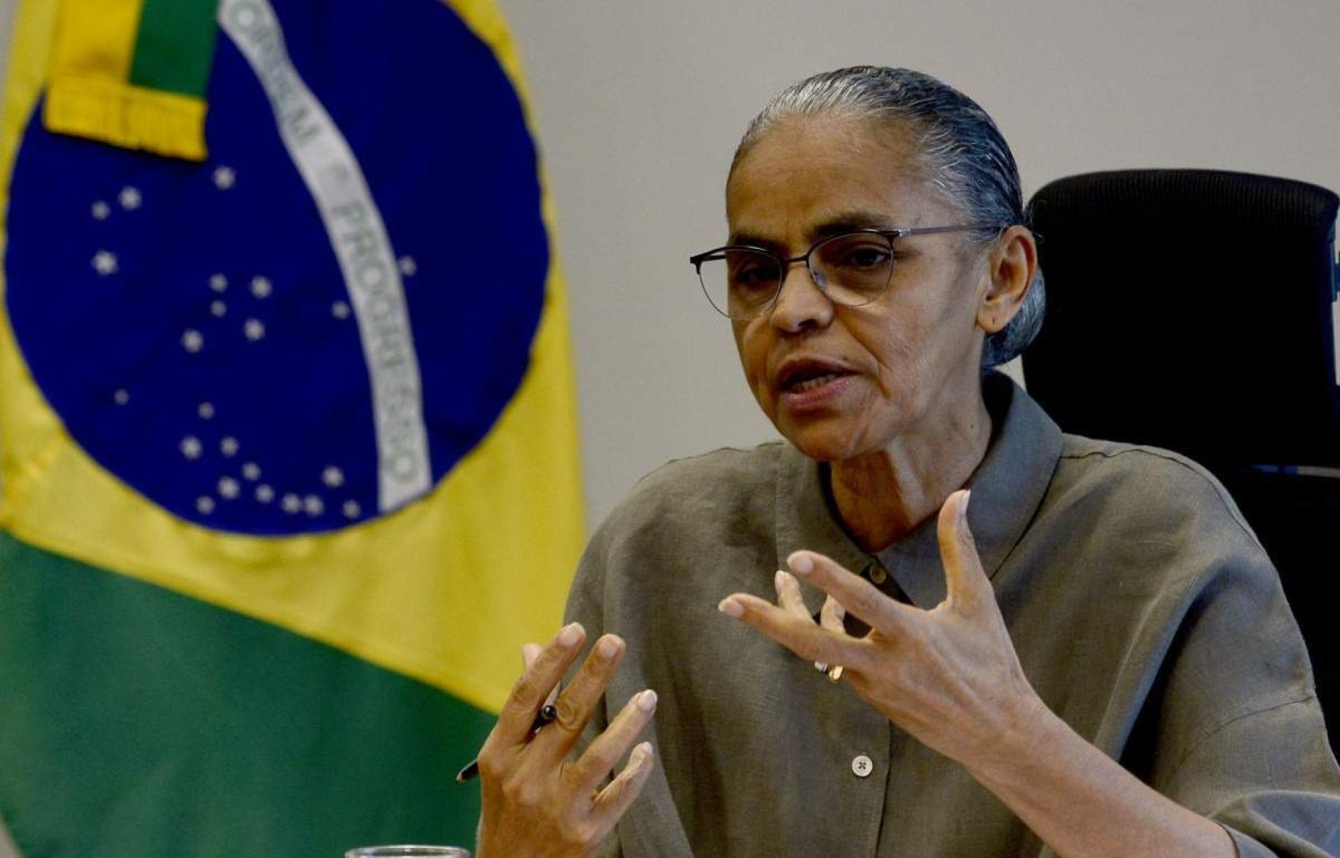 Marina Silva diz que é perda de tempo candidato usar campanha para obter 