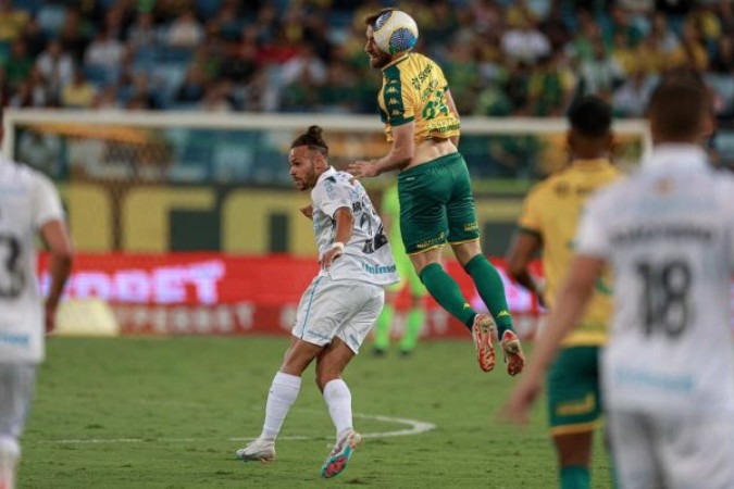 Grêmio vence mais uma pelo Campeonato Brasileiro -  (crédito: Foto: AssCom Dourado)