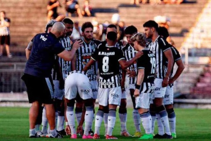 Figueirense enfrenta o Londrina em SC -  (crédito: Foto: Divulgação/Figueirense)