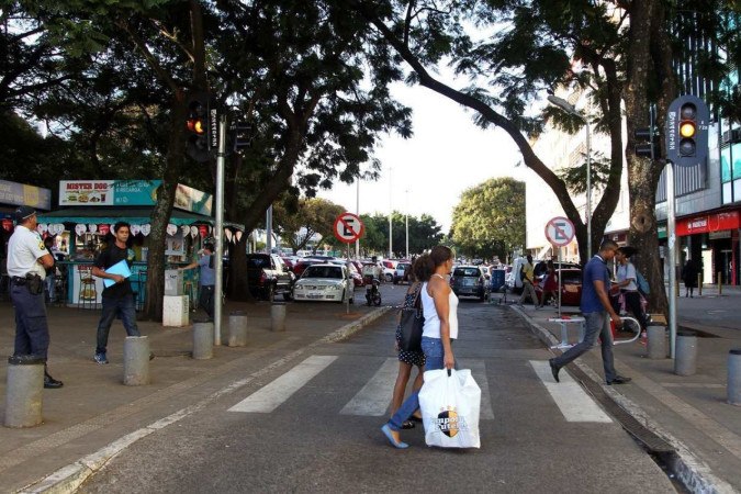  Mudanças de fluxo em vias do Setor Comercial Sul começam na segunda-feira -  (crédito:  Toninho Tavares)