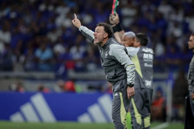 Gabriel Milito elogiou desempenho do Atlético no clássico contra o Cruzeiro -  (crédito: Foto: Pedro Souza / Atlético)