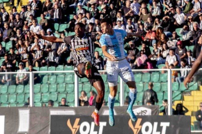 Figueirense e Londrina ficaram no 0 a 0 - (crédito: Foto: Patrick Floriani/ Figueirense Oficial) Figueirense e Londrina ficaram no 0 a 0 - (crédito: Foto: Patrick Floriani/ Figueirense Oficial)