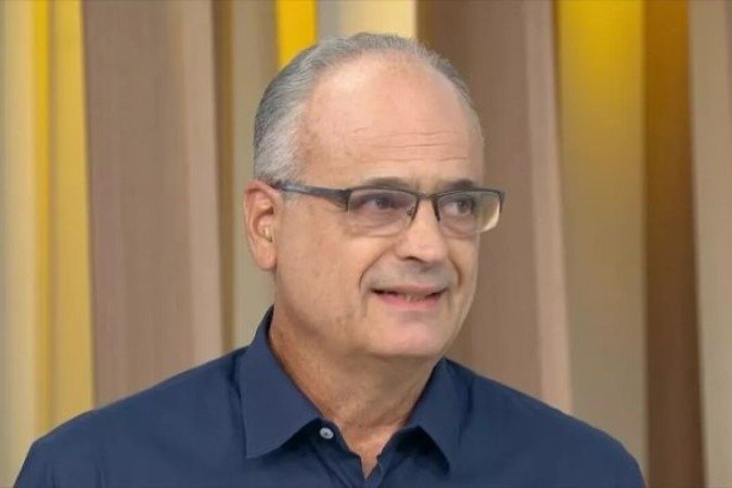 Marsiglia citou erros do VAR por causa de ações que não estão ligadas à tecnologia - (crédito: Foto: Reprodução/sportv) Marsiglia citou erros do VAR por causa de ações que não estão ligadas à tecnologia - (crédito: Foto: Reprodução/sportv)