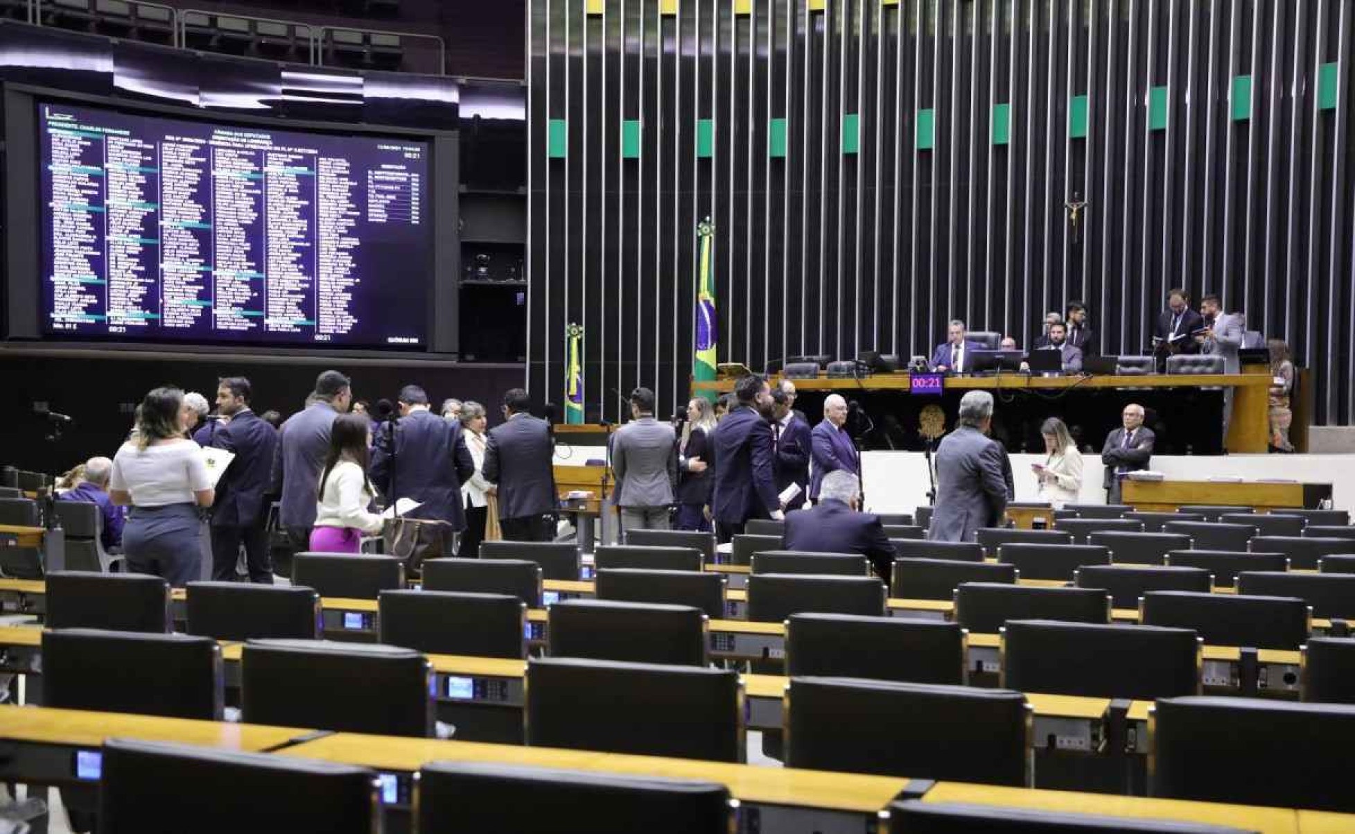 Reforma tributária: Câmara deve votar segundo projeto nesta terça