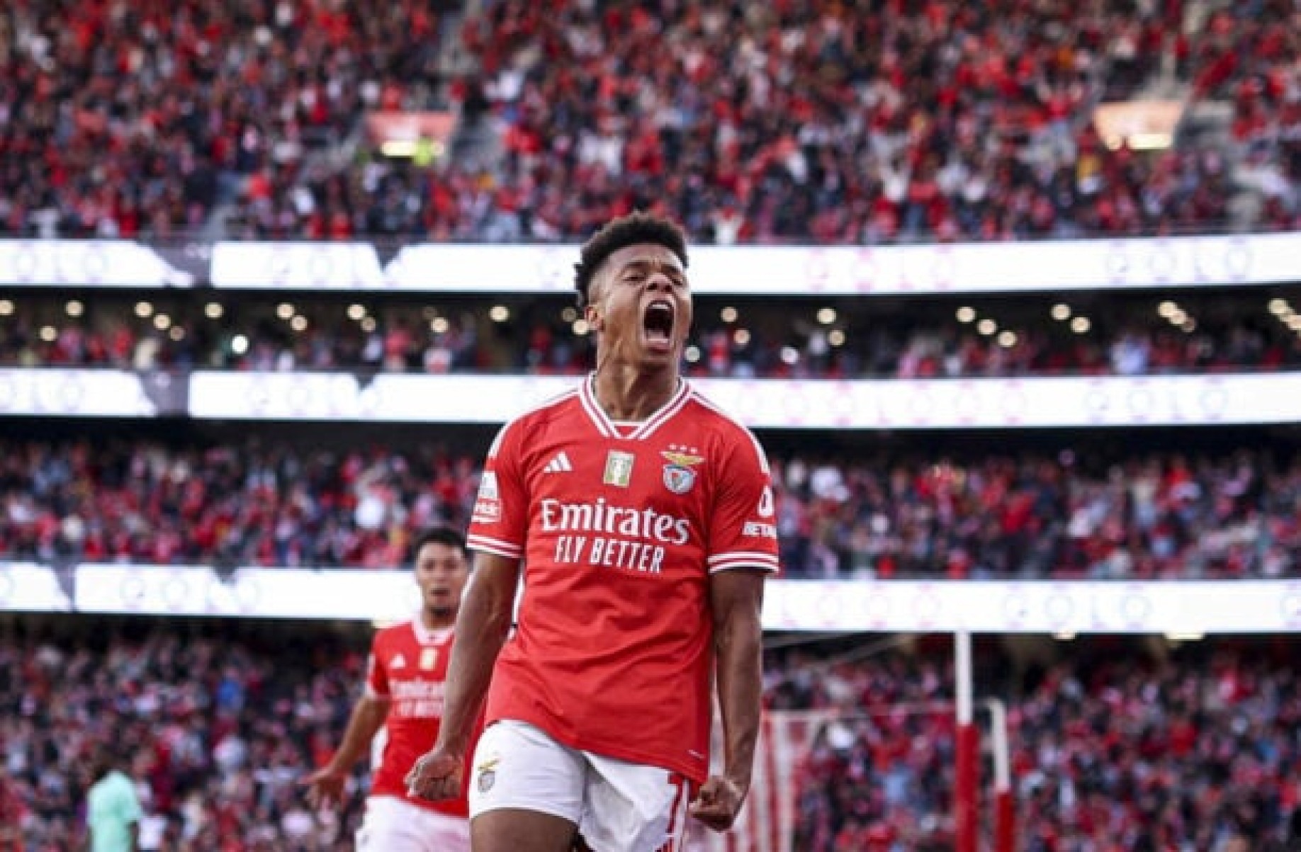 Treinador do Benfica revela desejo de David Neres de deixar o clube