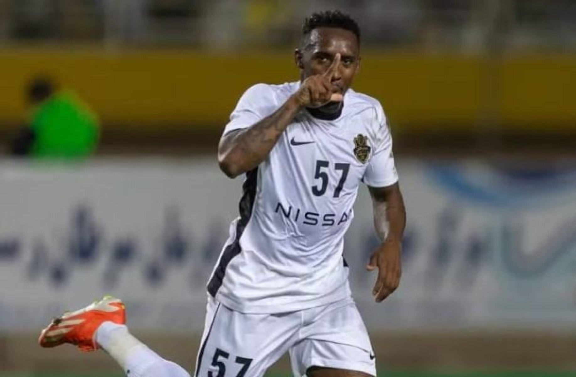 Vasco faz sondagem pelo atacante Yuri César, que atua no futebol árabe