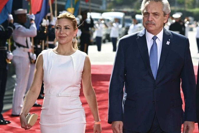 Argentina's President Alberto Fernandez and First Lady of Argentina Fabiola Yanez  -  (crédito: Chandan KHANNA / AFP)