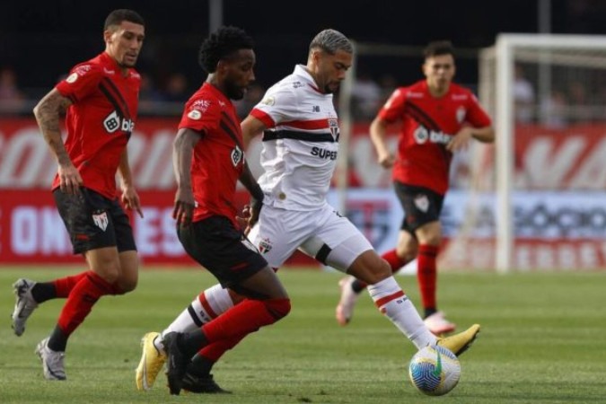 Rato celebra bom momento do São Paulo na temporada -  (crédito: Foto: Rubens Chiri/São Paulo)