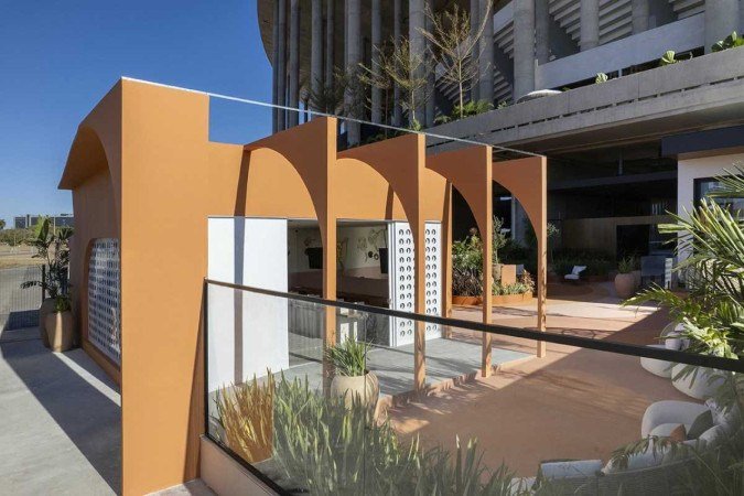 Entrada acolhedora proposta pelo Studio Vírgula   Studio Vanguarda