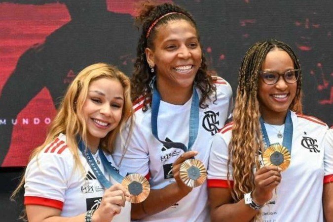 Flávia Saraiva, Rafaela Silva e Rebeca Andrade: orgulhos da Gávea - (crédito: ESTADÃO CONTEÚDO) Flávia Saraiva, Rafaela Silva e Rebeca Andrade: orgulhos da Gávea - (crédito: ESTADÃO CONTEÚDO)